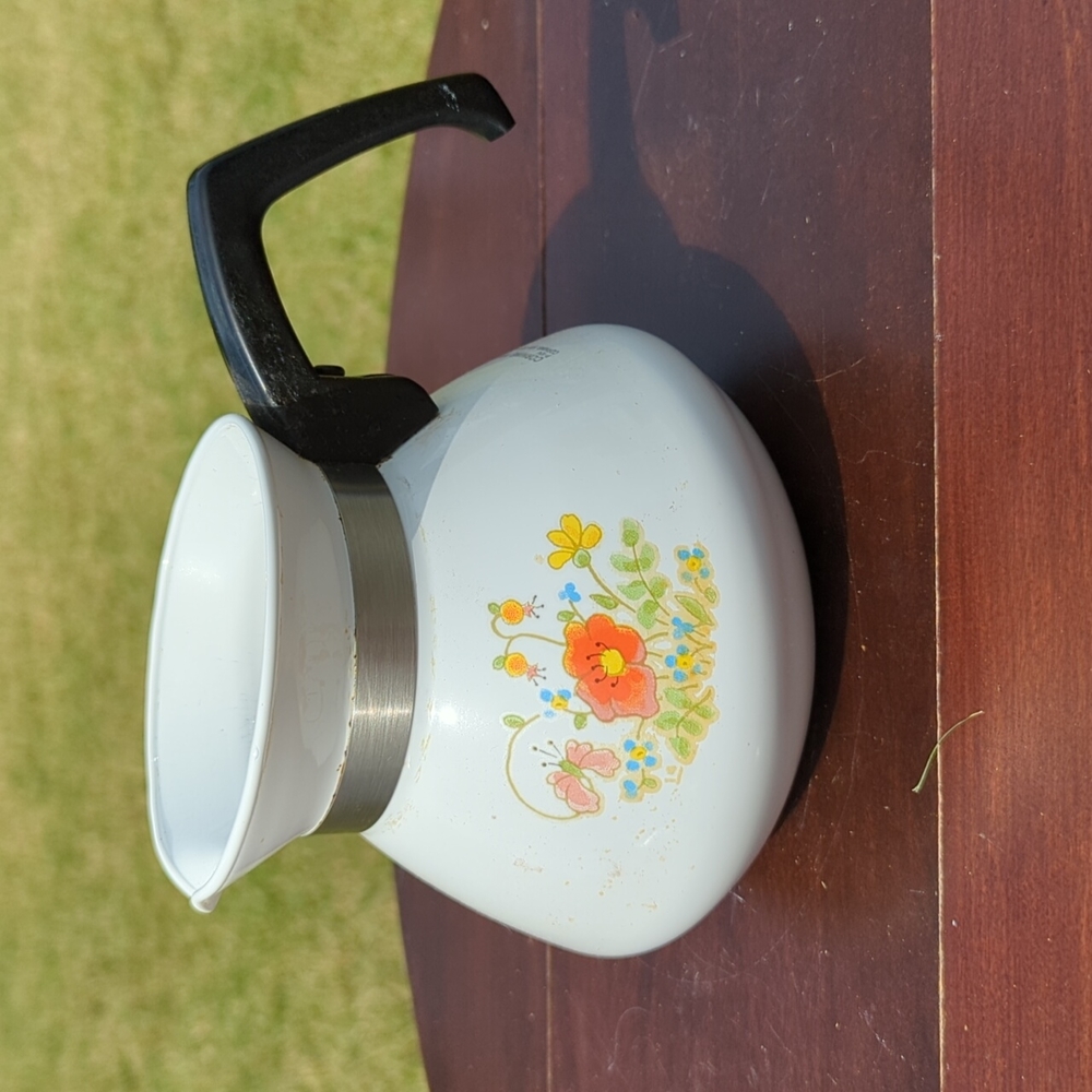 Corning Ware Wild Flowers 6 Cup Coffee Tea Pot
